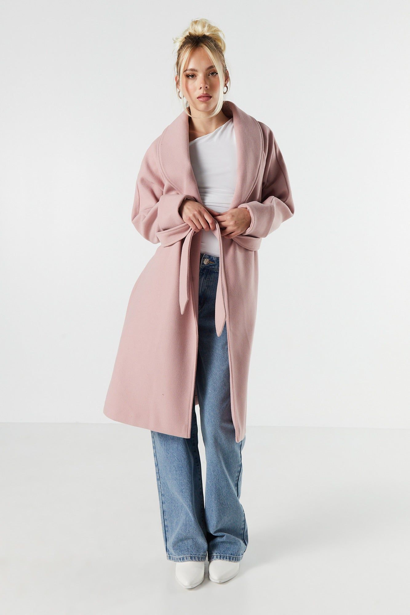 Manteau avec ceinture sold by Urban Planet