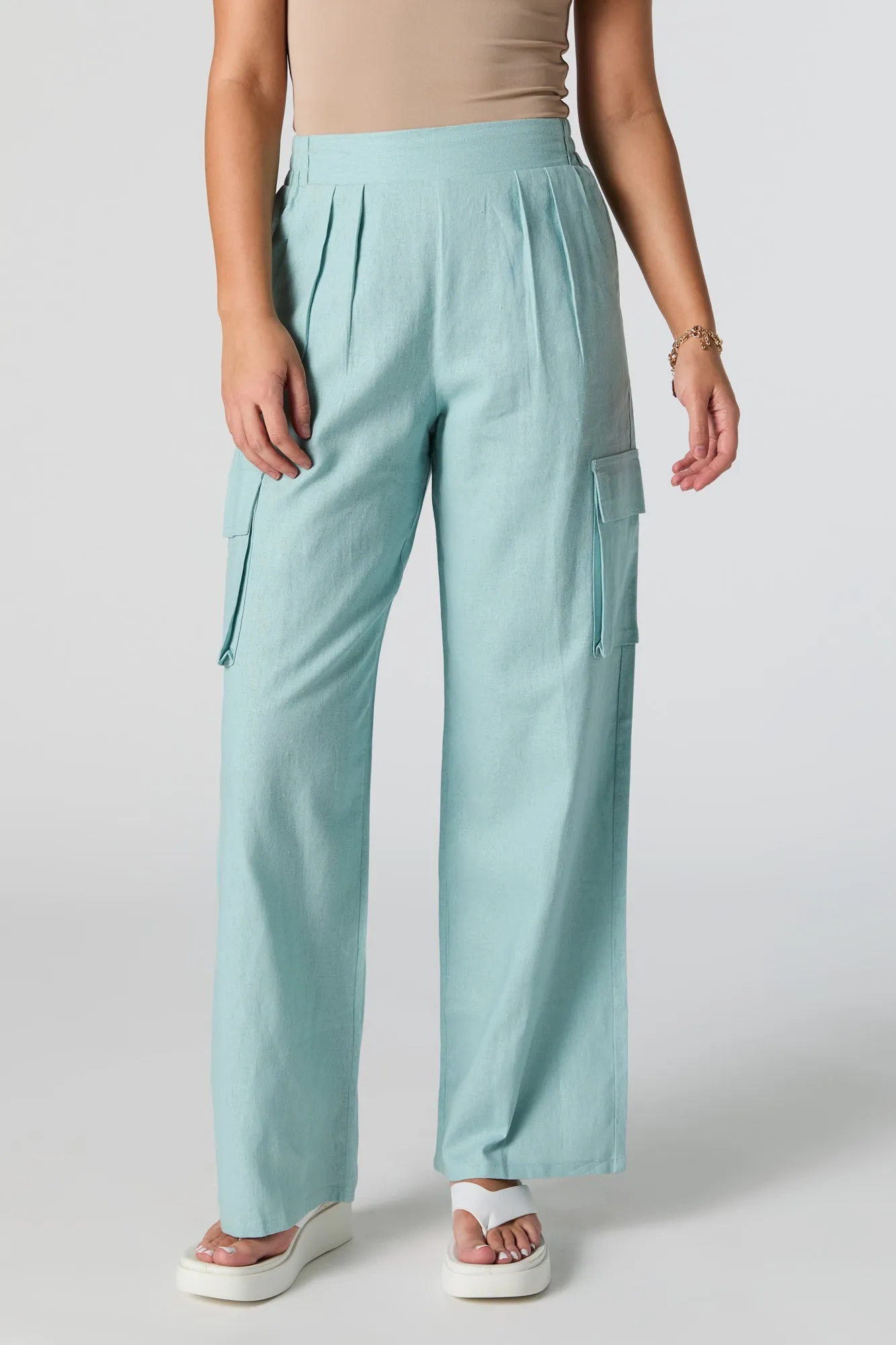 Pantalon cargo à jambe large plissé sold by Urban Planet product image thumbnail 5