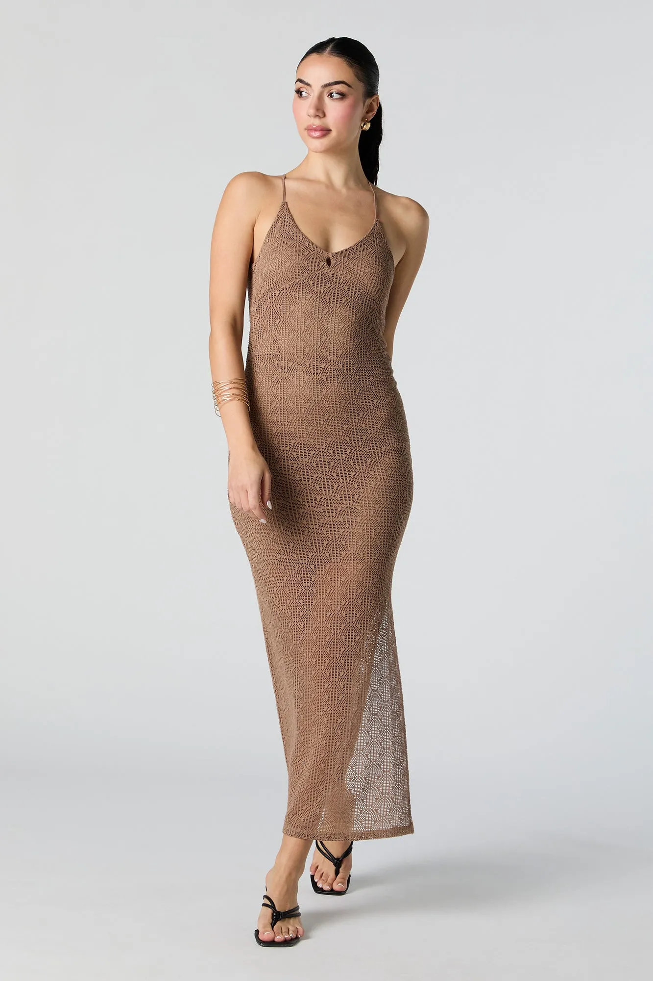 Robe maxi crochetée à encolure en V avec fente sold by Urban Planet product image thumbnail 4