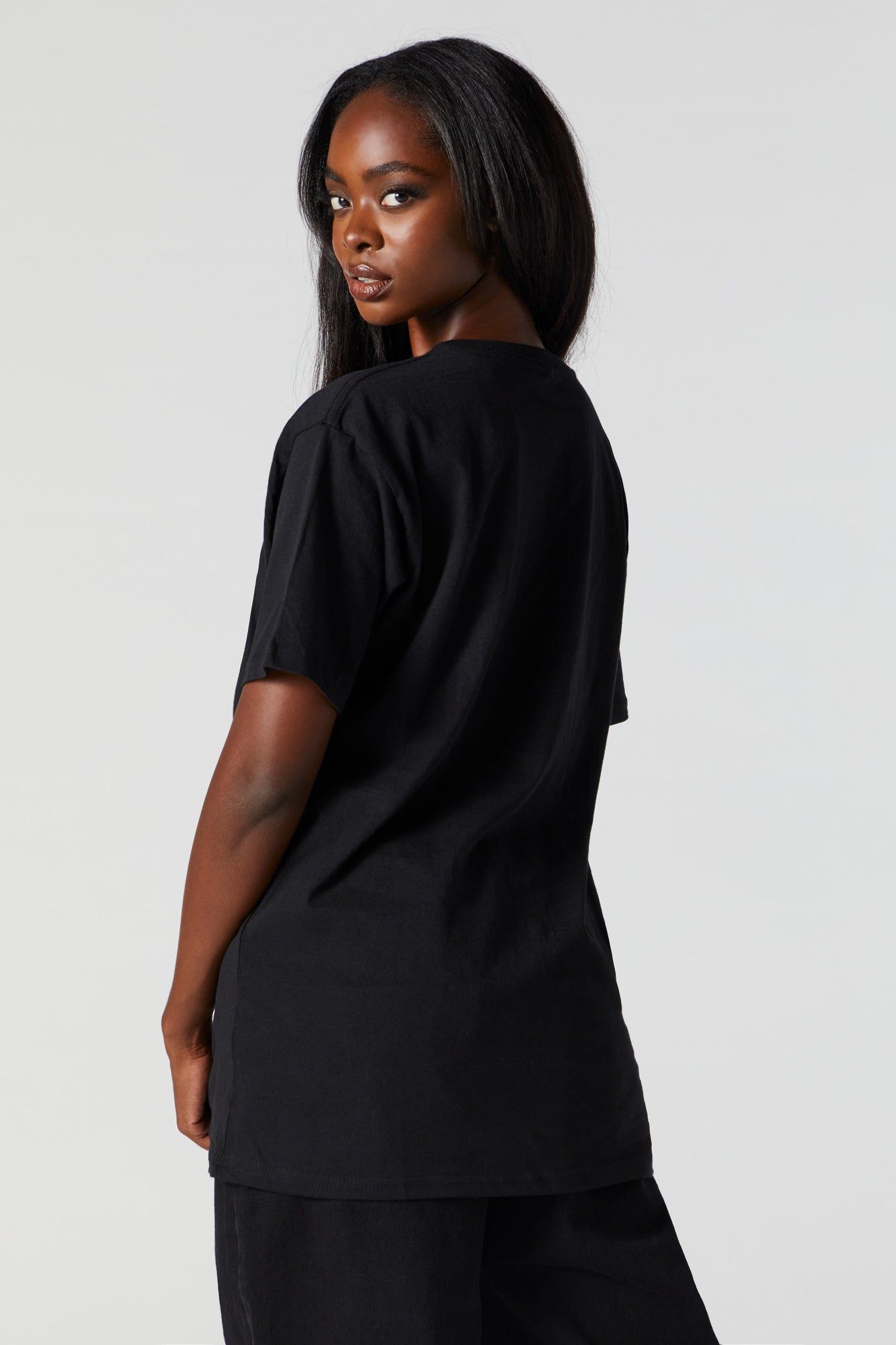 T-shirt de coupe garçonne à imprimé Hello Kitty sold by Urban Planet product image thumbnail 2