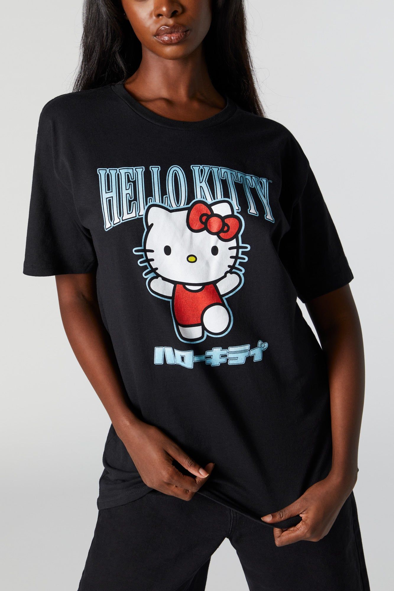 T-shirt de coupe garçonne à imprimé Hello Kitty sold by Urban Planet product image thumbnail 4