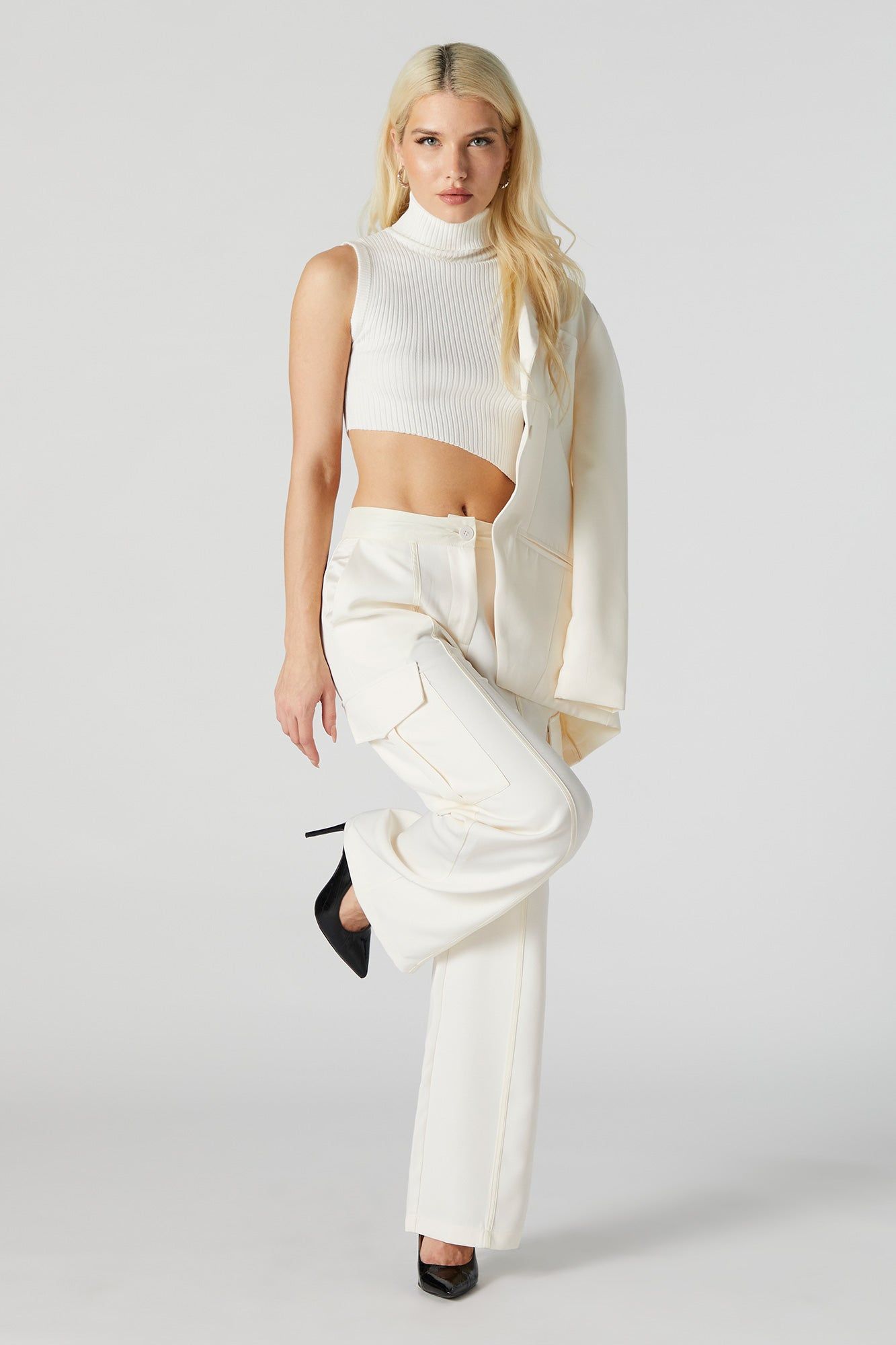 Pantalon cargo habillé sold by Urban Planet