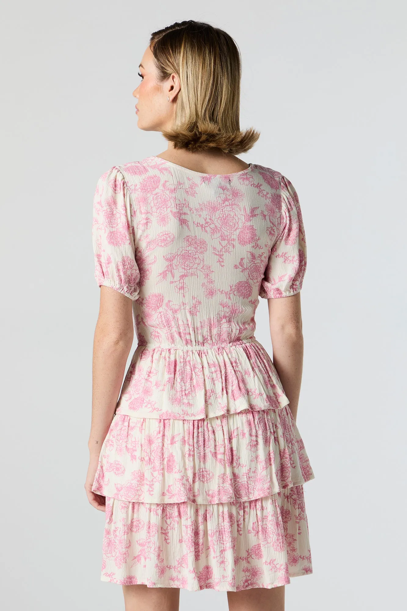Minirobe volantée smockée fleurie rose sold by Urban Planet product image thumbnail 2