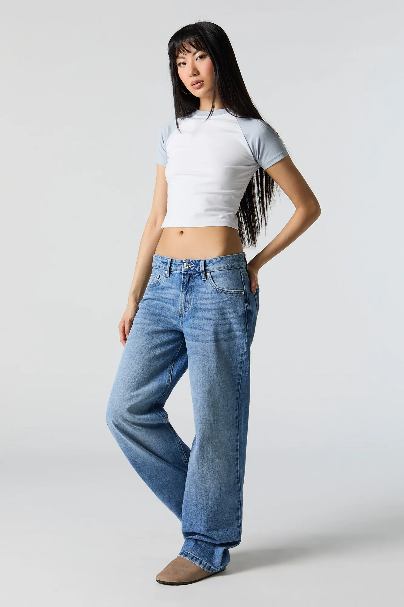 T-shirt raglan court sold by Urban Planet product image thumbnail 3