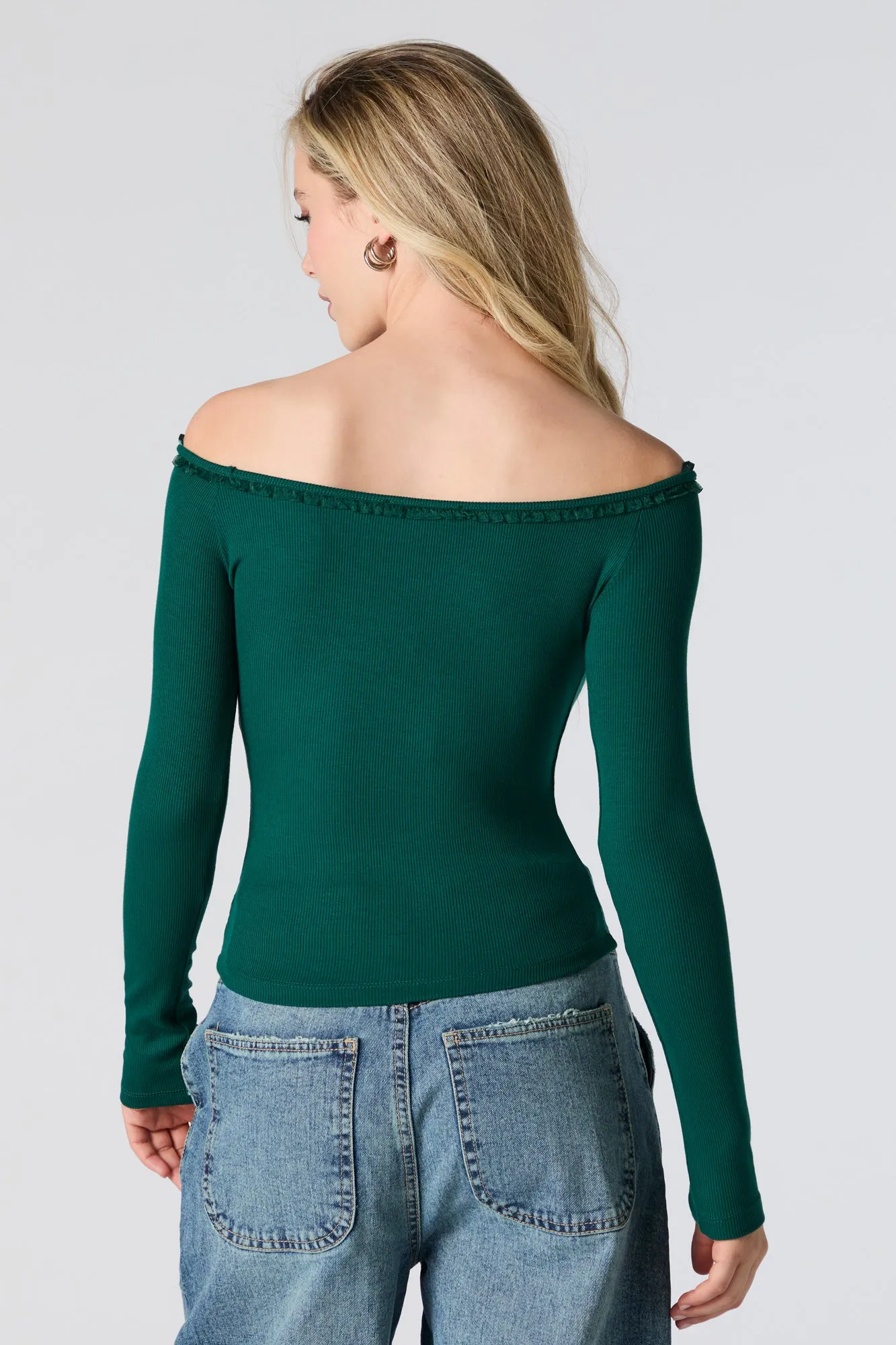 Haut côtelé à manches longues avec épaules dénudées et liséré de dentelle avec boucles sold by Urban Planet product image thumbnail 2