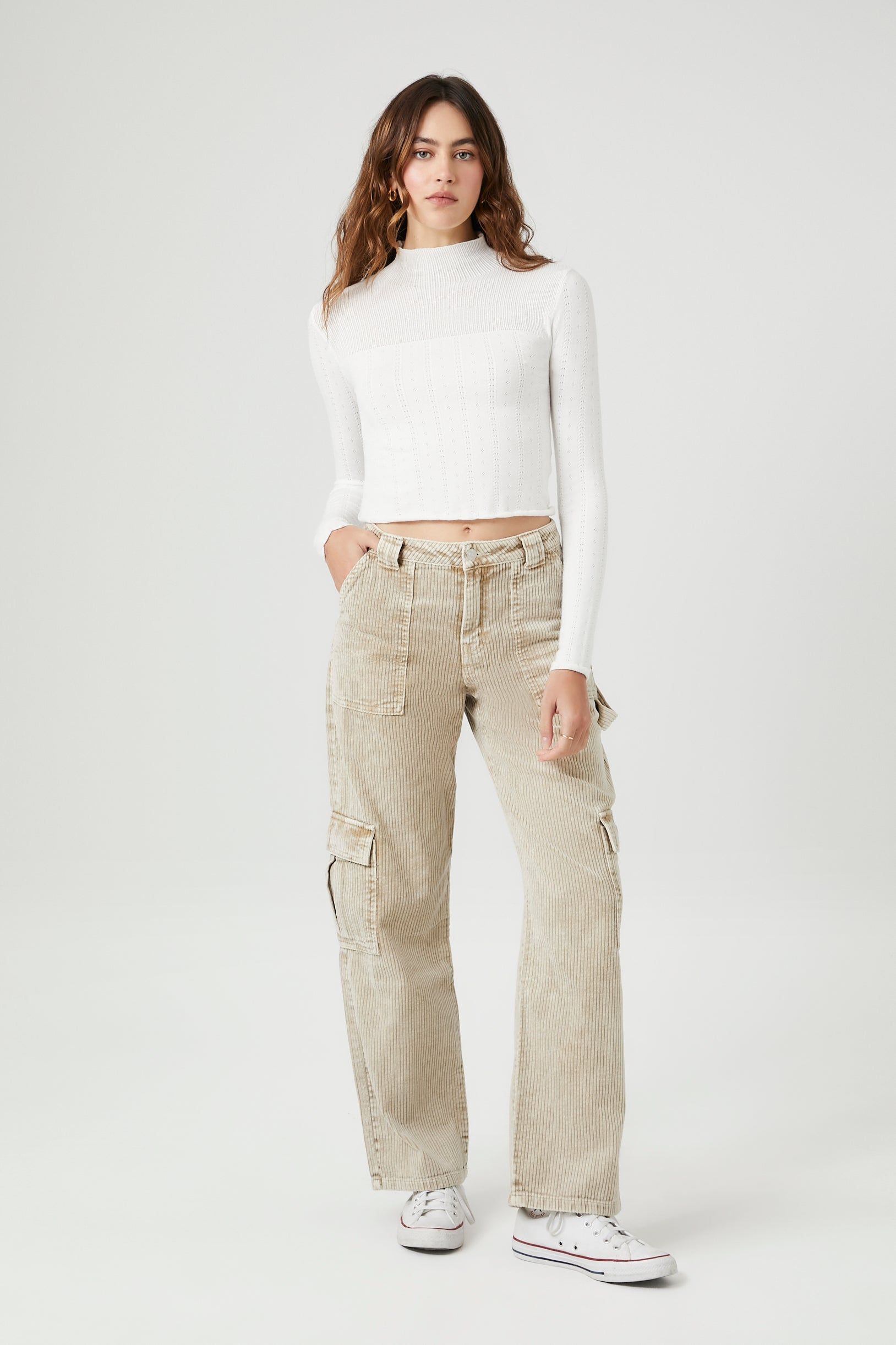 Pantalon cargo en velours côtelé sold by Urban Planet