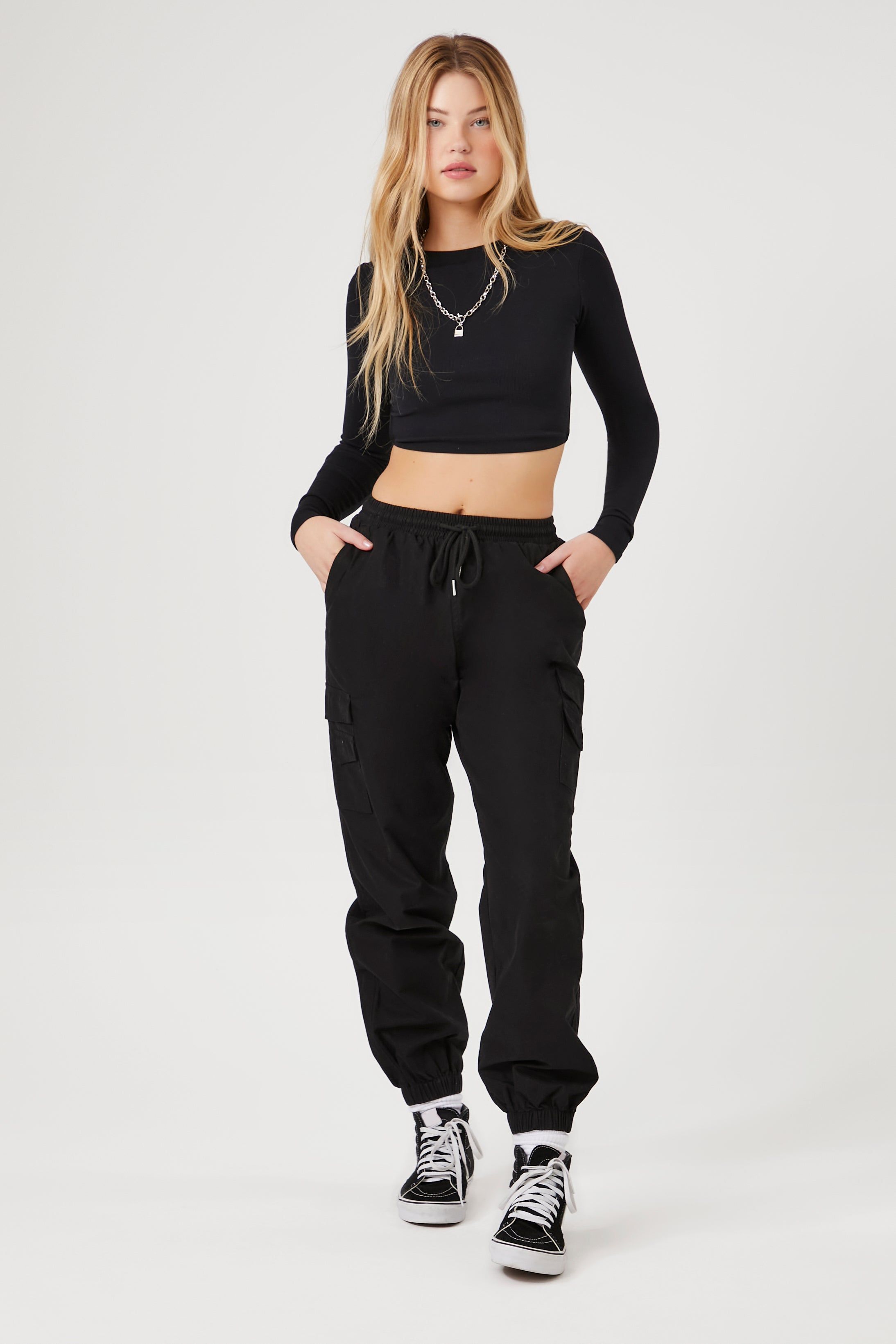 Pantalon de jogging cargo mi-taille en sergé sold by Urban Planet product image thumbnail 5