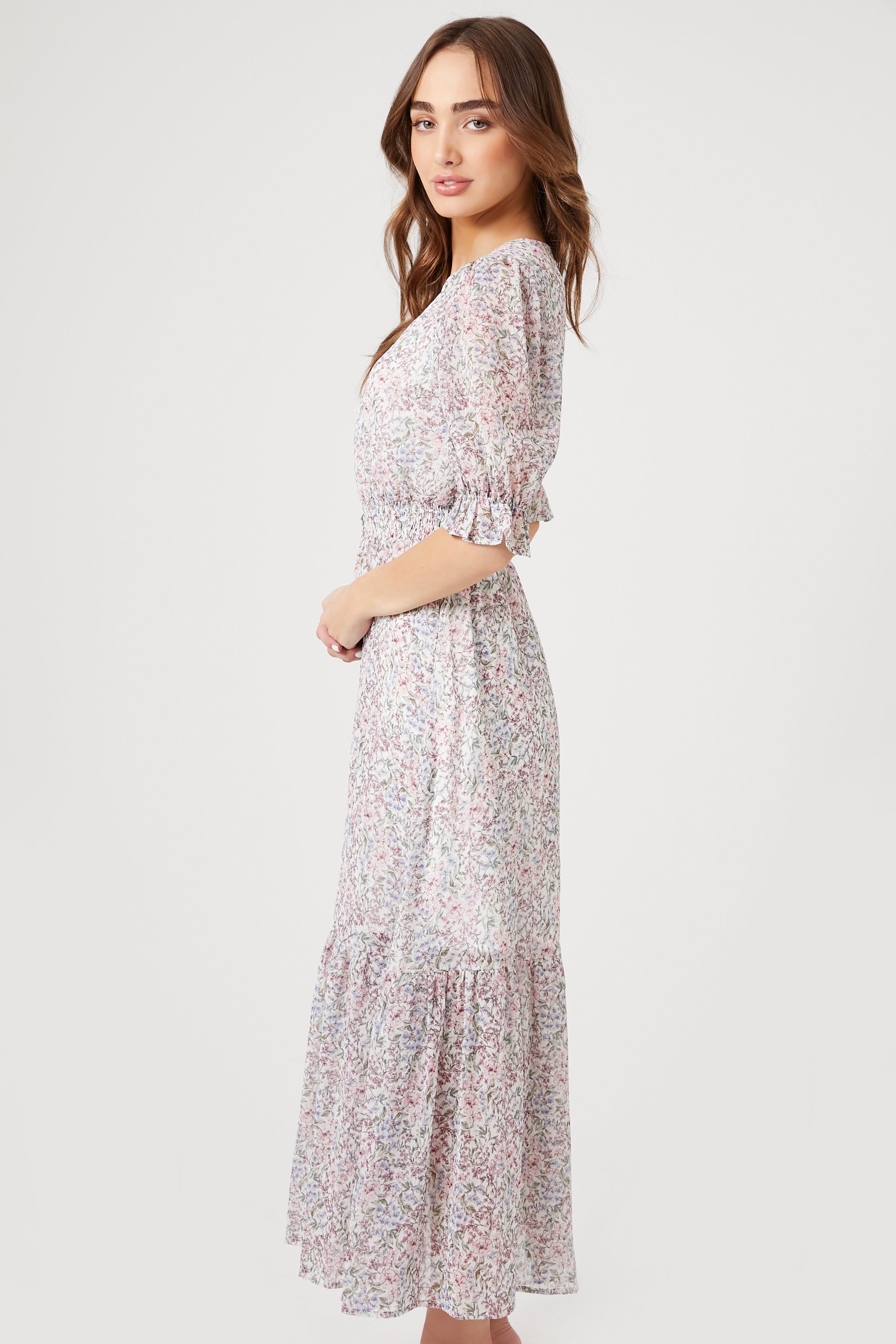 Robe midi en chiffon fleuri avec fente sold by Urban Planet product image thumbnail 2