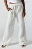 Pantalon à jambe large texturé avec taille coulissante sold by Urban Planet