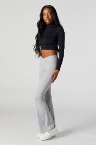 Pantalon Active à jambe évasée sold by Urban Planet