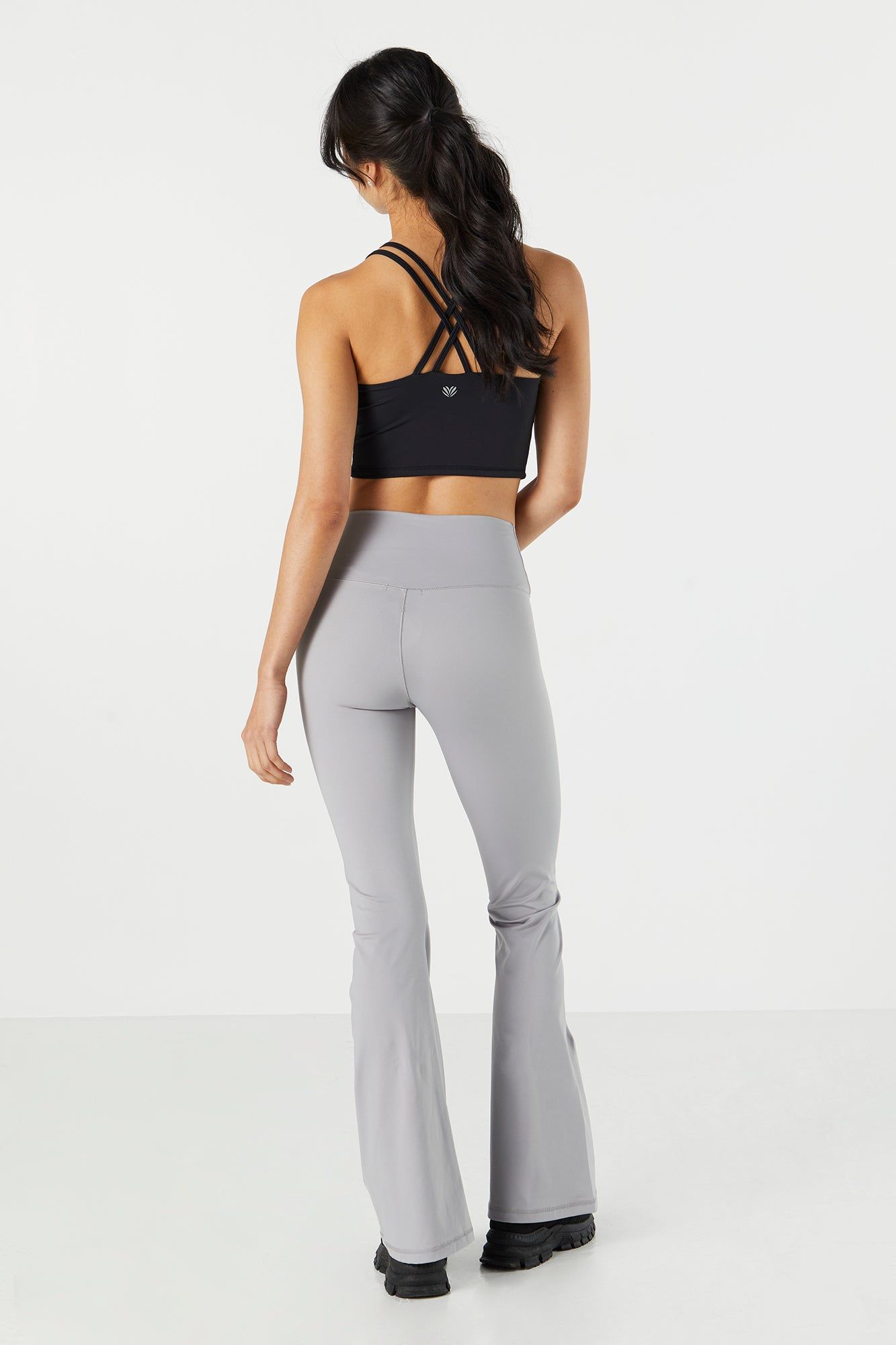 Pantalon à jambe évasée avec surplis sold by Urban Planet product image thumbnail 10