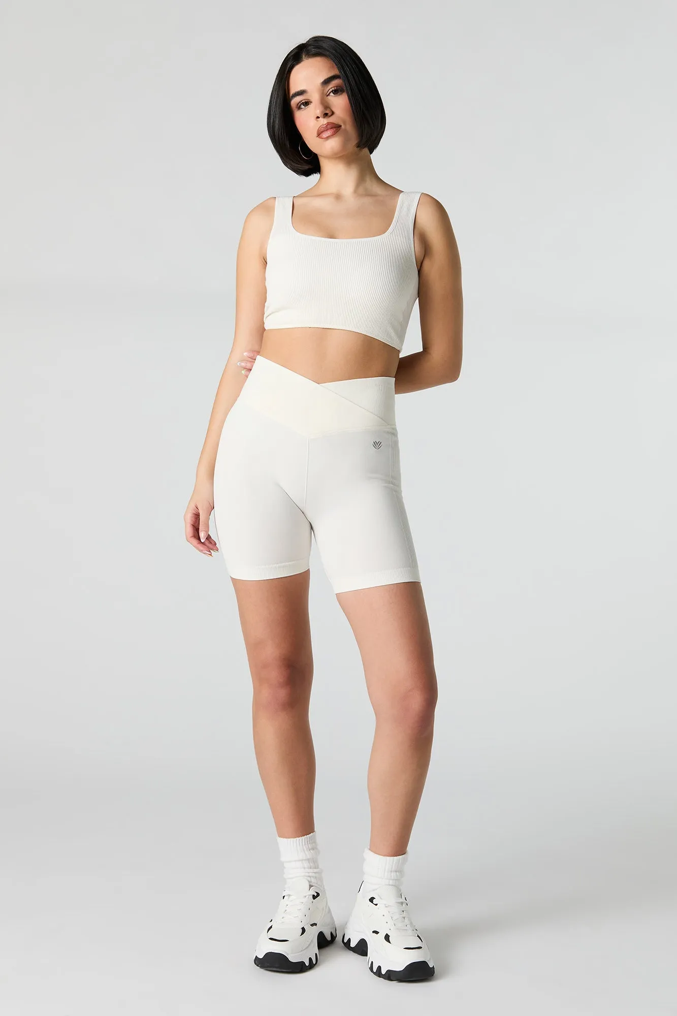 Short de cycliste à surplis côtelé sans couture sold by Urban Planet product image thumbnail 3