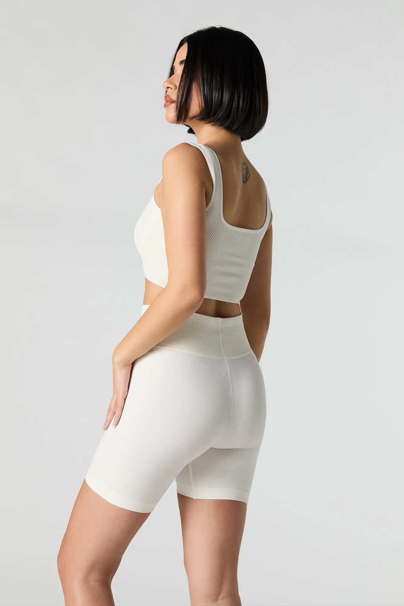 Short de cycliste à surplis côtelé sans couture sold by Urban Planet product image thumbnail 2