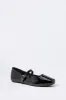 Ballerines en similicuir verni sold by Urban Planet