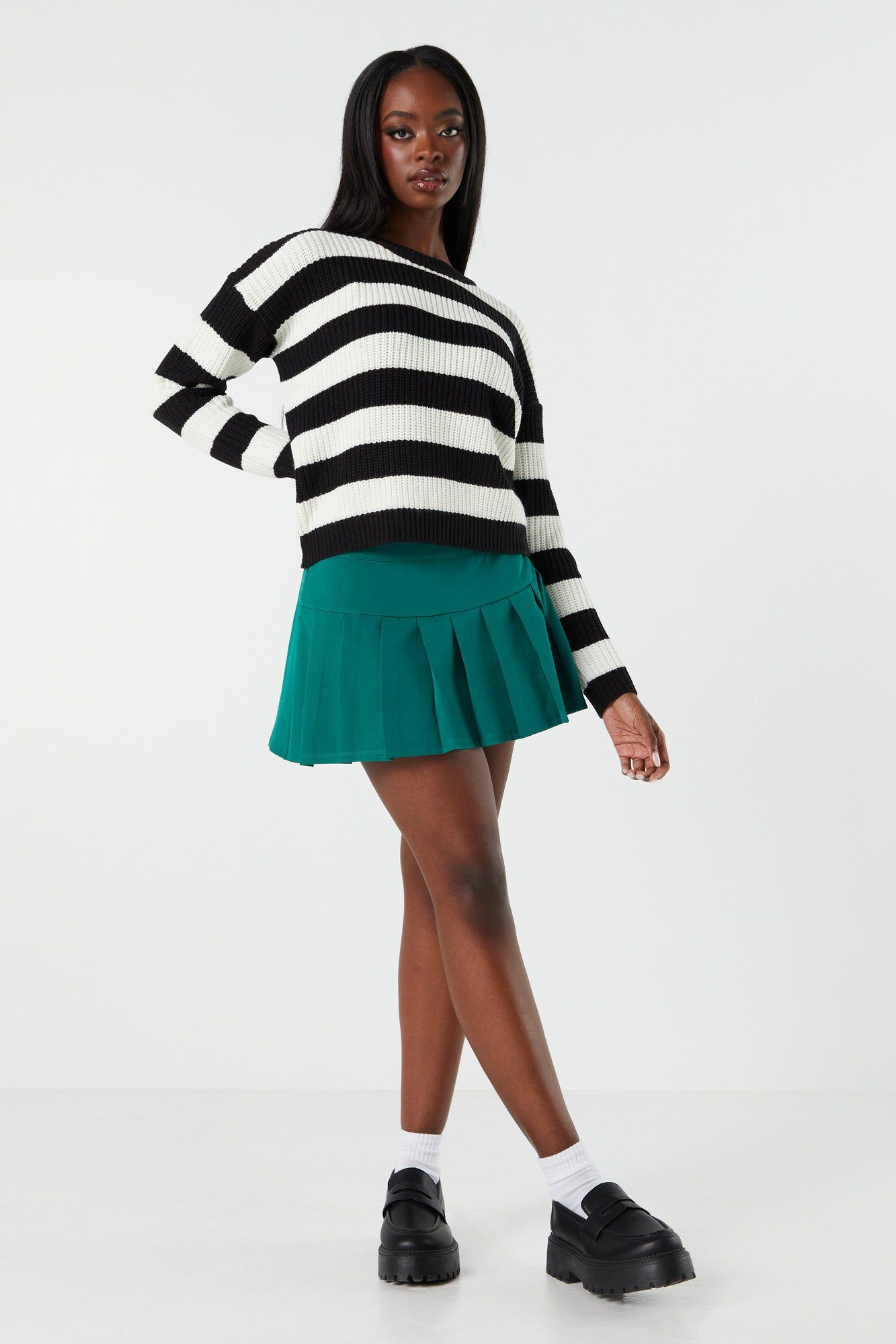 Microminijupe-short plissée sold by Urban Planet product image thumbnail 11