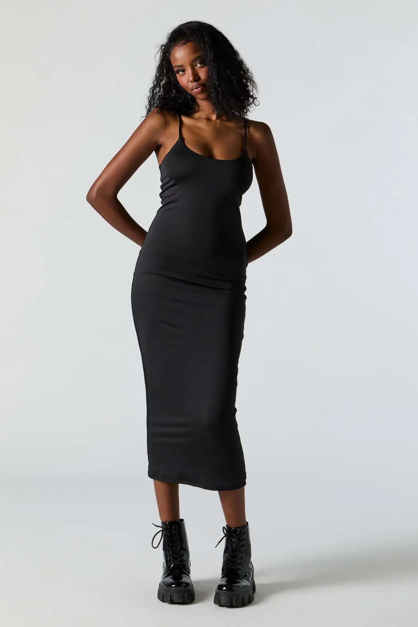 Contour Scoop Neck Bodycon Midi Dress sold by Urban Planet product image thumbnail 4