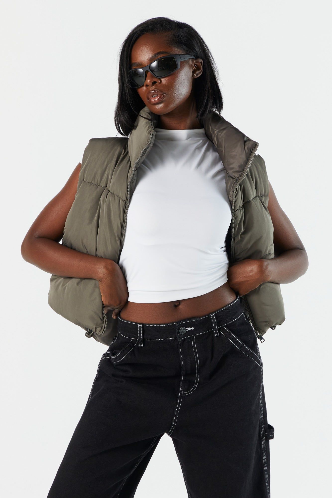 Jean de planchiste délavé foncé avec poches cargo sold by Urban Planet product image thumbnail 2