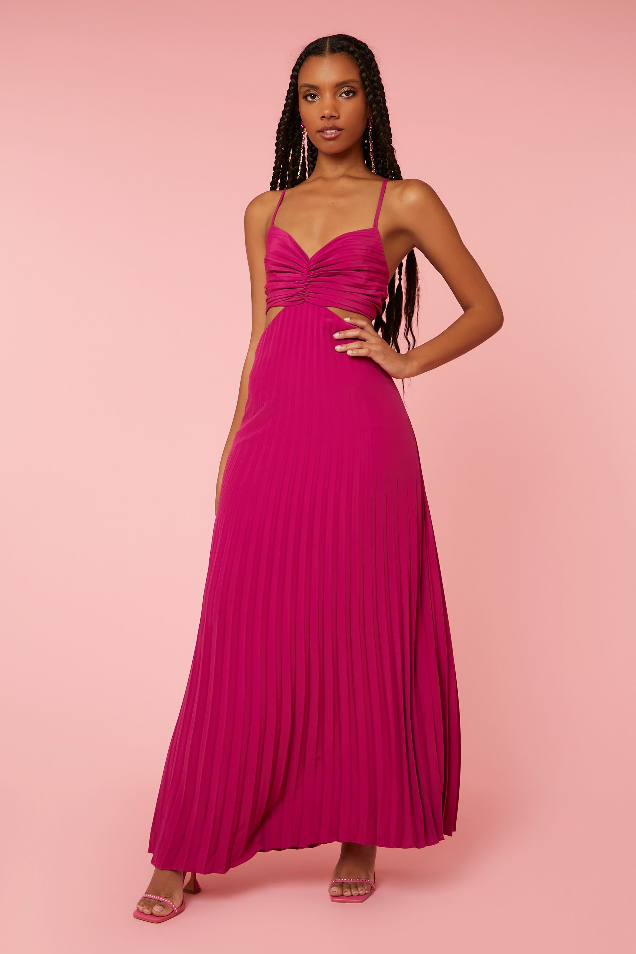 Robe maxi plissée avec découpes sold by Urban Planet