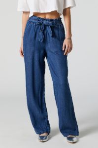 Jean à taille cintrée en denim délavé Moyen sold by Urban Planet