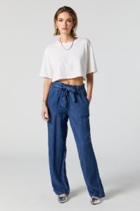 Jean à taille cintrée en denim délavé Moyen sold by Urban Planet