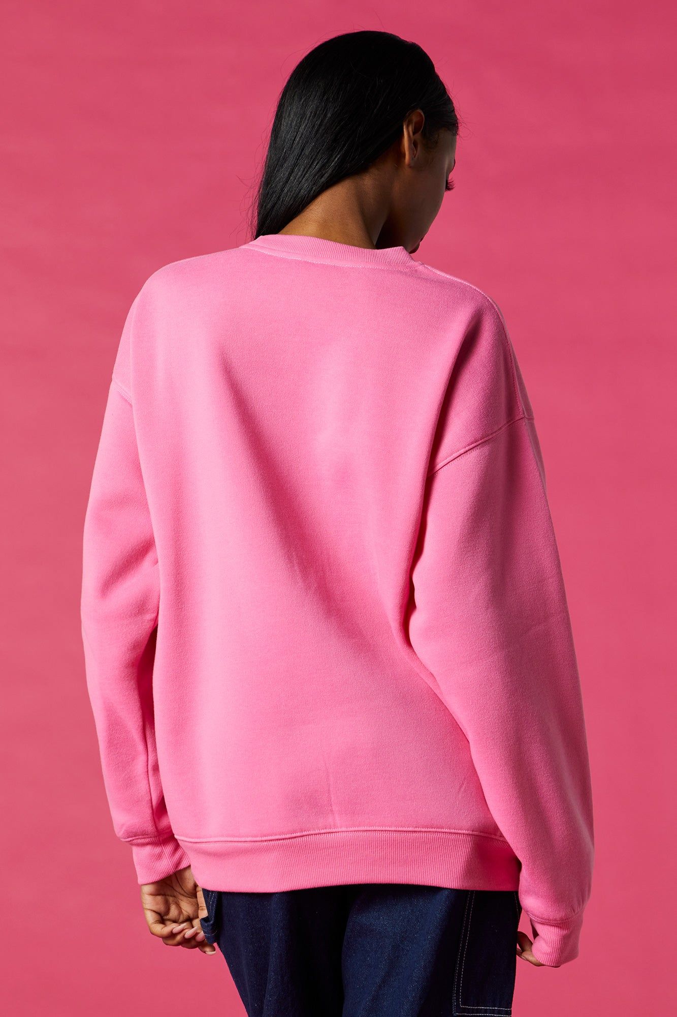 Chandail en molleton à imprimé Barbie™ Los Angeles sold by Urban Planet product image thumbnail 2