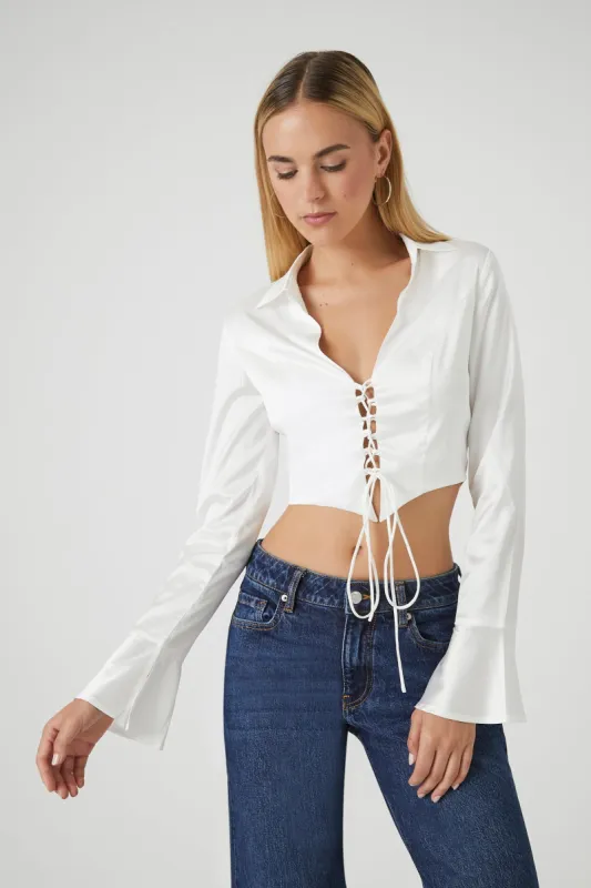 Haut court en satin avec attache sold by Urban Planet