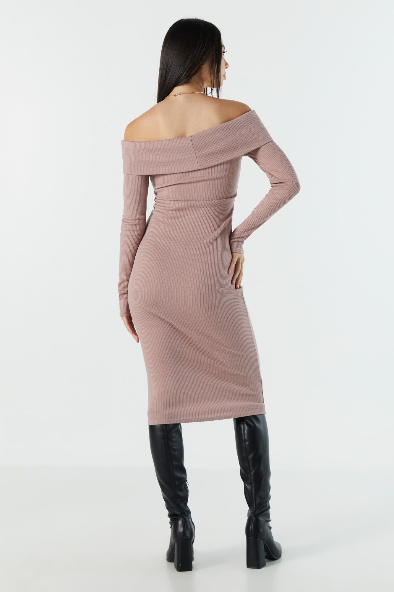 Robe midi côtelée à épaules dénudées sold by Urban Planet product image thumbnail 5