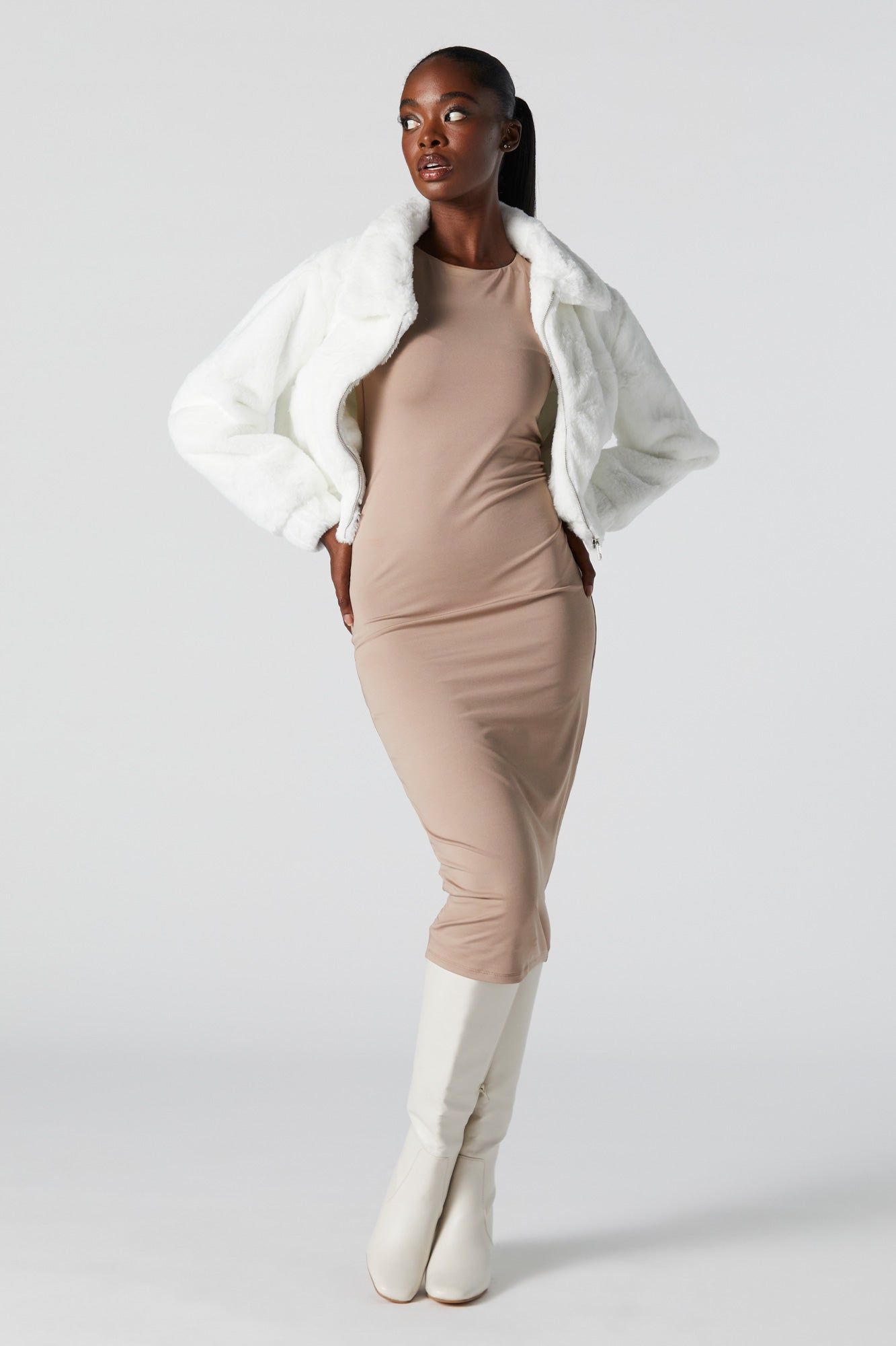 Blouson en similifourrure avec fermeture à glissière sold by Urban Planet product image thumbnail 3