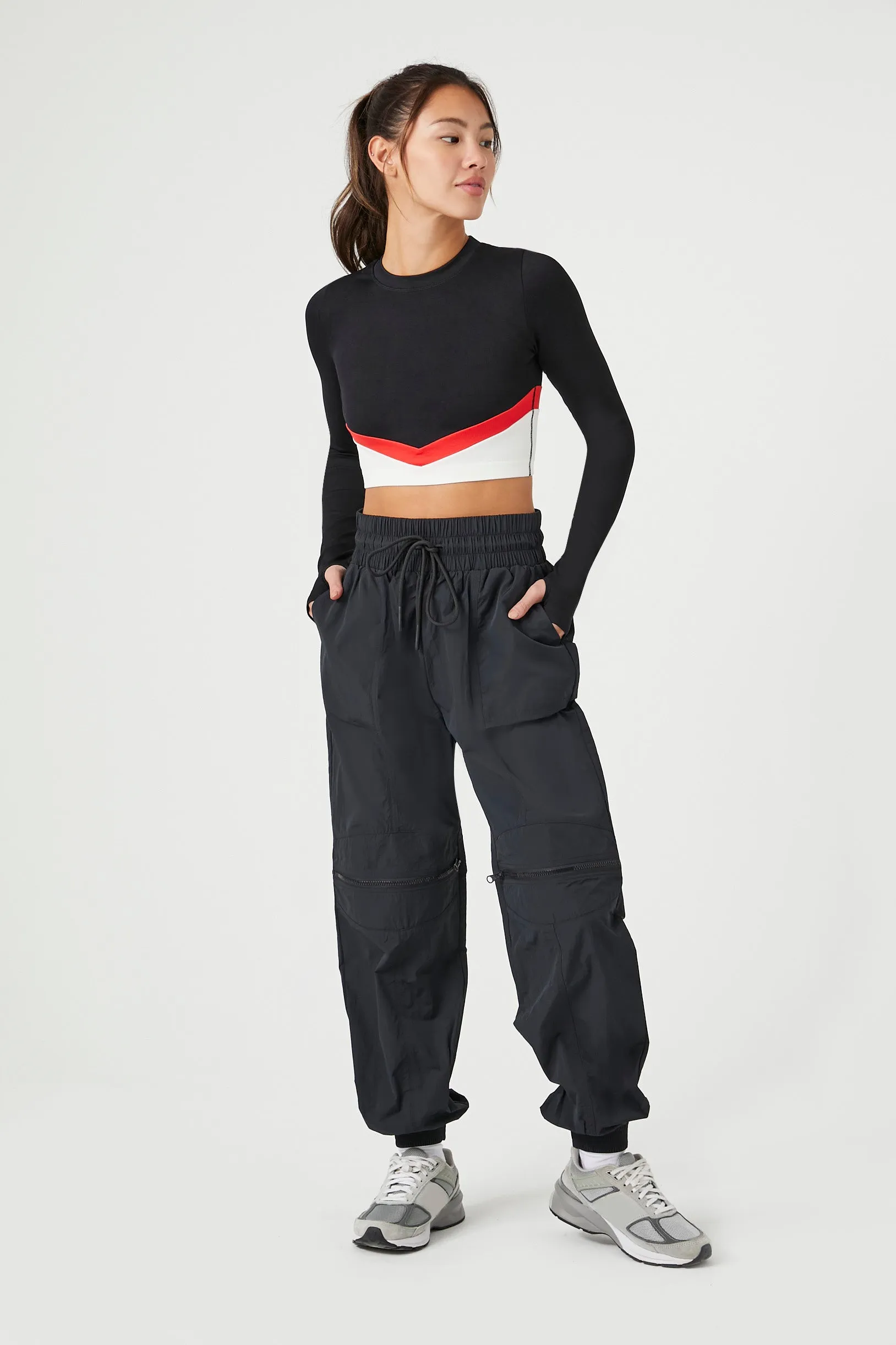 Haut écourté sans couture avec trou pour les pouces Active sold by Urban Planet product image thumbnail 4