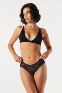 Bralette en dentelle fleurie à décolleté en V sold by Urban Planet