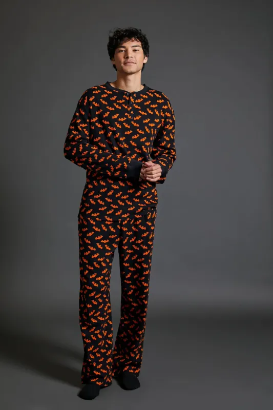 Ensemble pyjama à imprimé Chauve-souris sold by Urban Planet