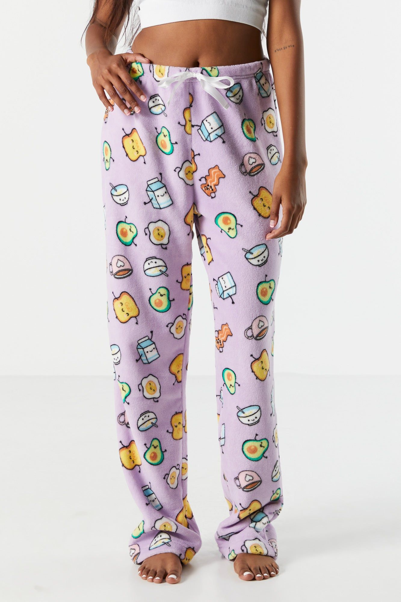 Pantalon de pyjama en peluche à imprimé Petit-déjeuner sold by Urban Planet product image thumbnail 2