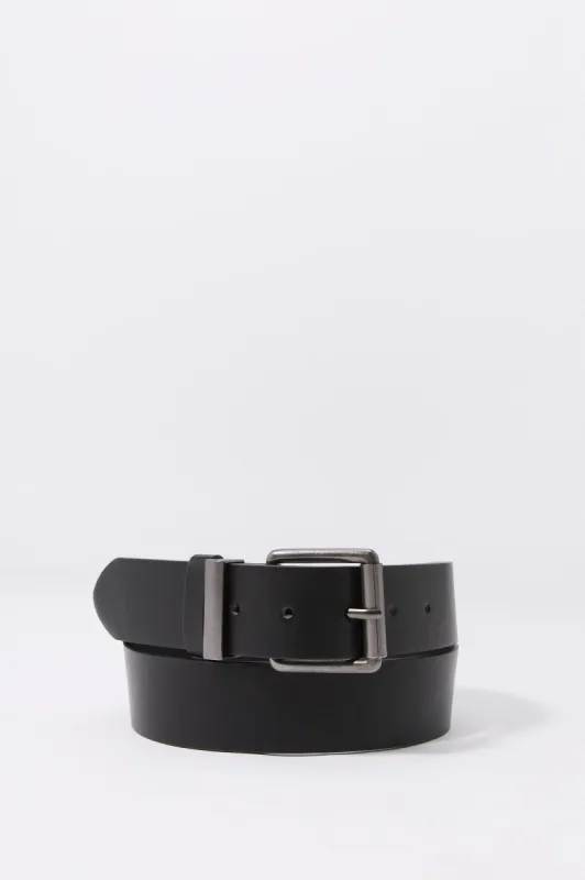 Ceinture en similicuir sold by Urban Planet