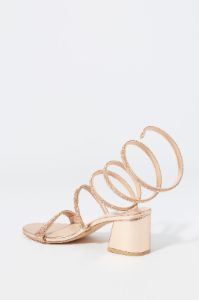 Chaussures à talons blocs métallisées avec pierres du Rhin sold by Urban Planet