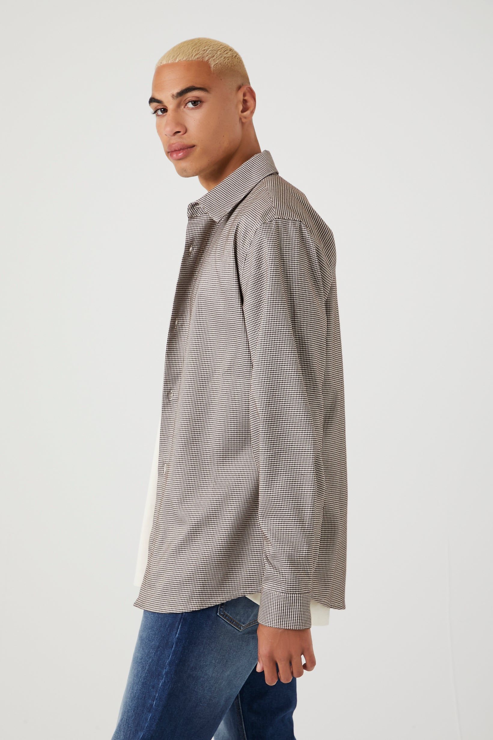 Haut boutonné en jersey jacquard sold by Urban Planet product image thumbnail 3