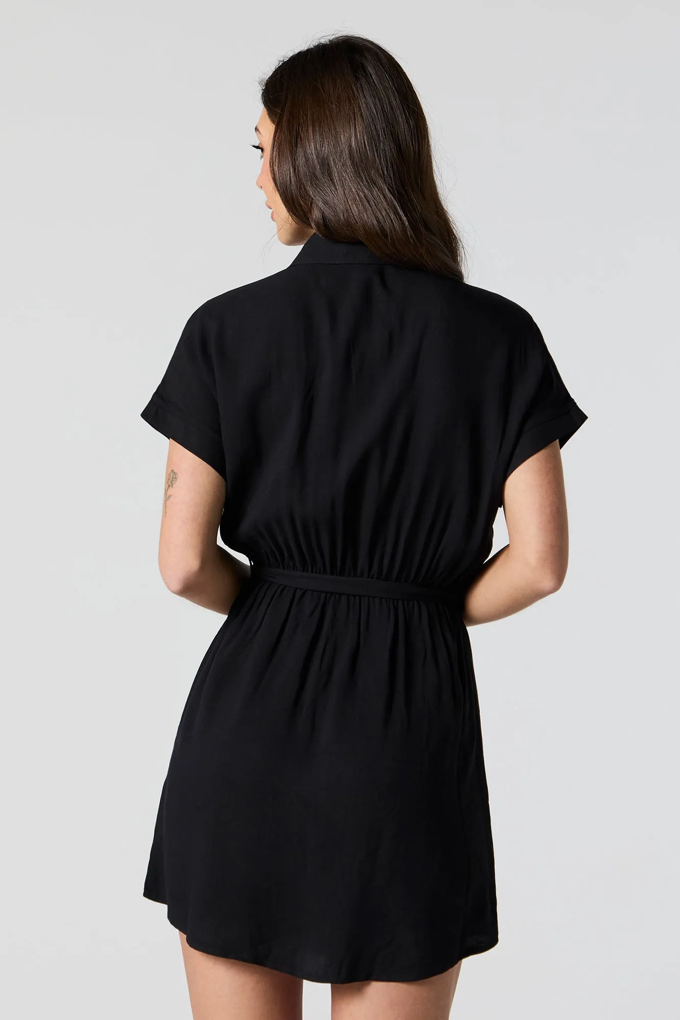 Minirobe boutonnée à manches courtes avec ceinture sold by Urban Planet product image thumbnail 2