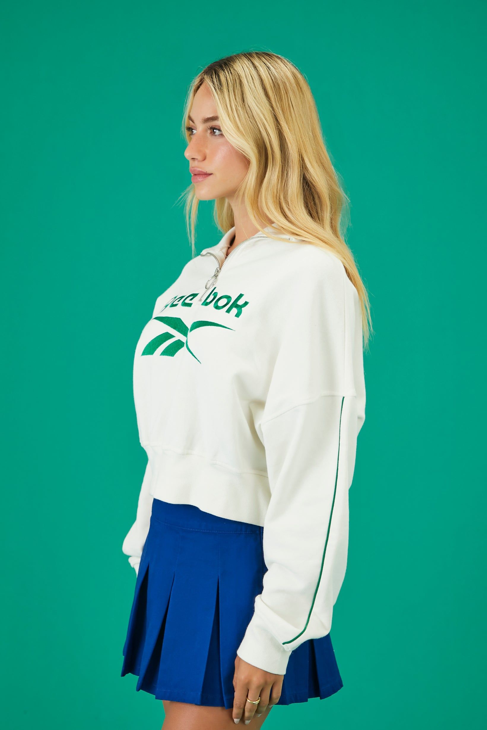 Chandail Reebok avec demi-fermeture à glissière sold by Urban Planet product image thumbnail 2