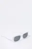 Lunettes de soleil rectangulaires sold by Urban Planet