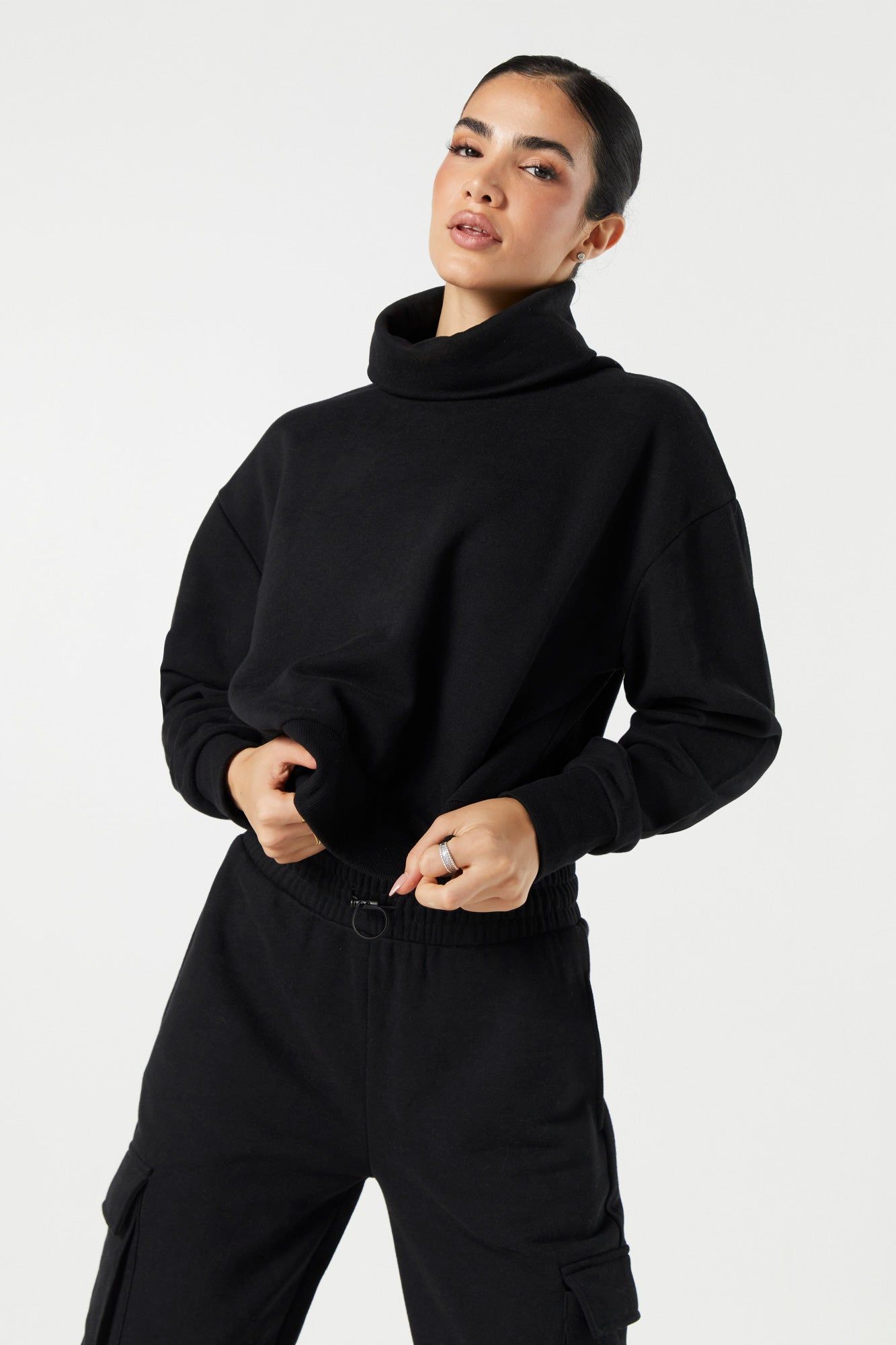 Chandail en molleton à col cheminée sold by Urban Planet