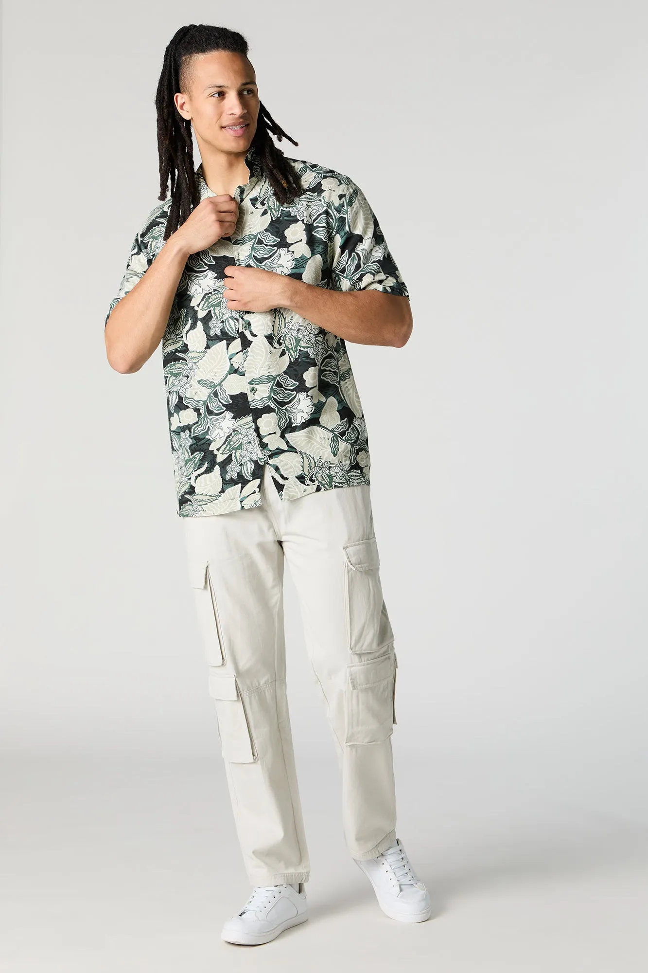 Haut boutonné à manches courtes avec motif sold by Urban Planet product image thumbnail 3
