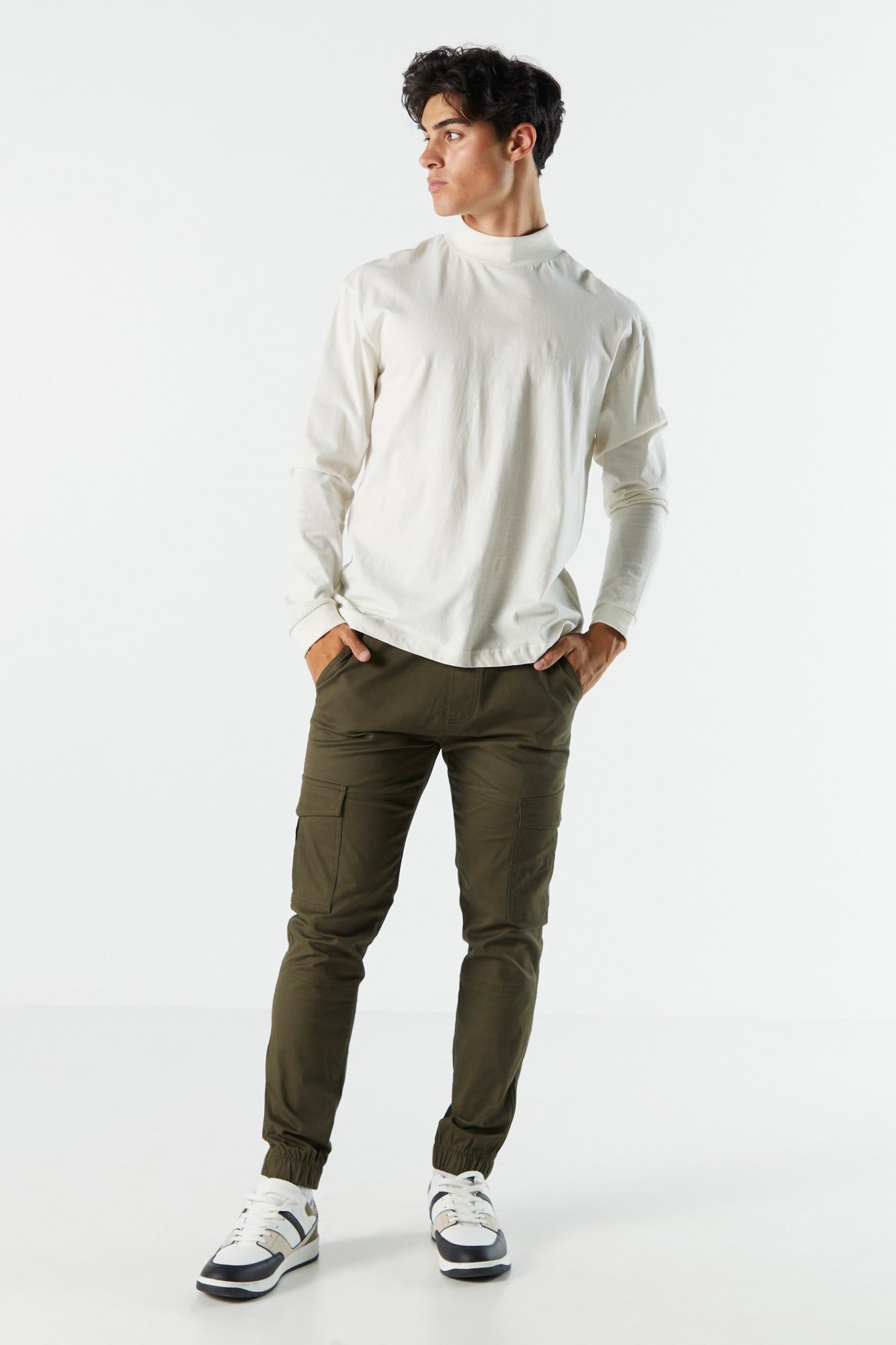 Pantalon cargo vert sold by Urban Planet product image thumbnail 3