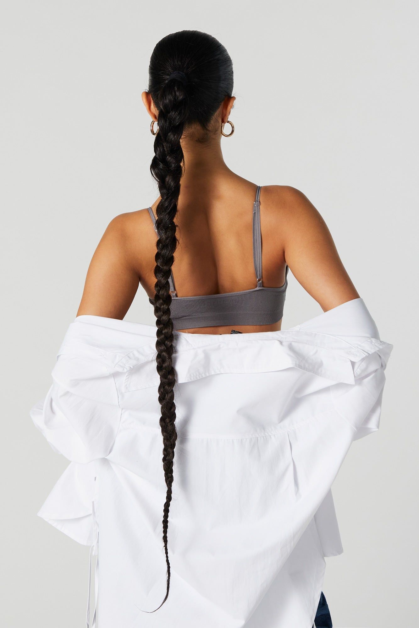 Bralette côtelée sans couture à encolure en V sold by Urban Planet product image thumbnail 2