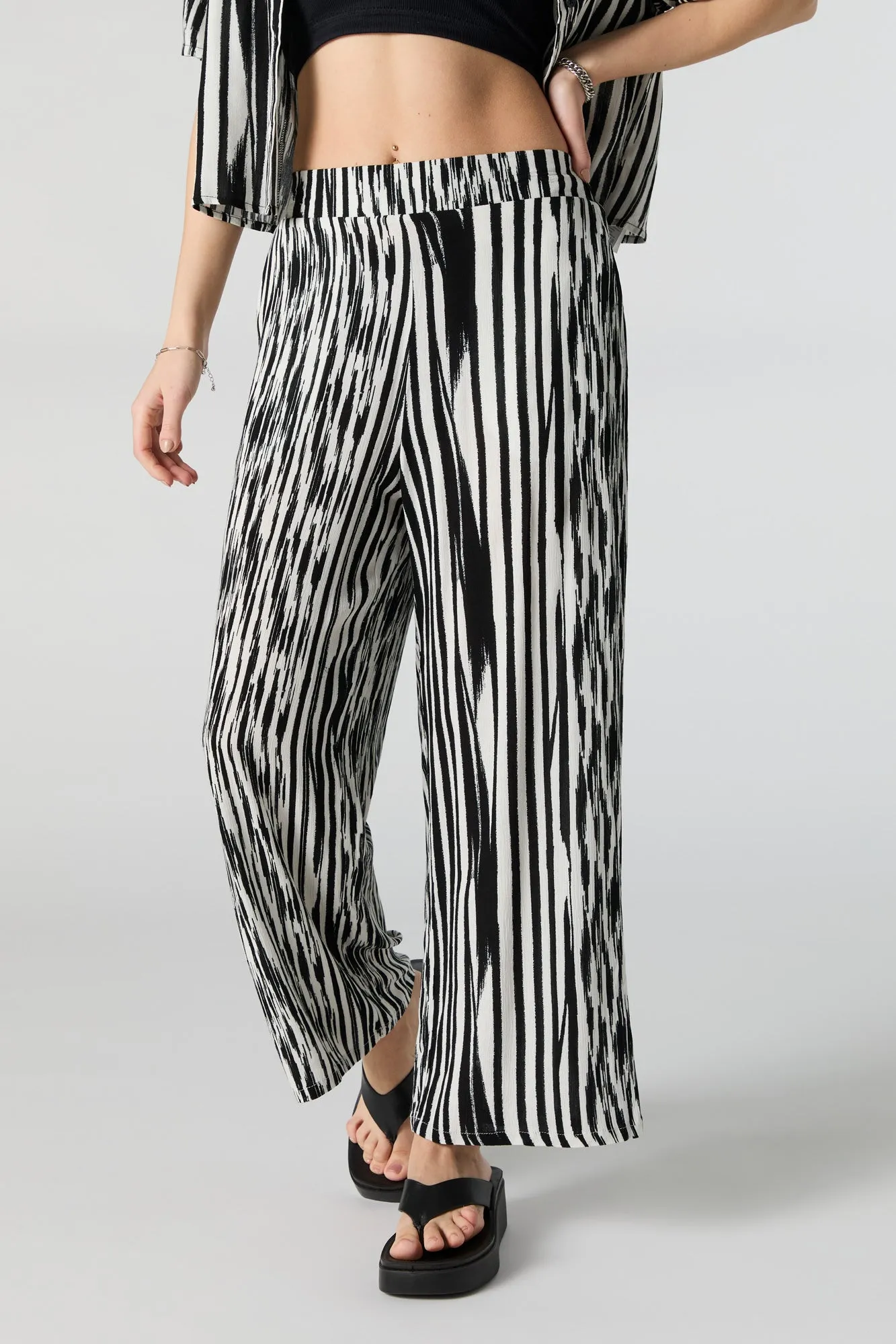 Textured Striped Cropped Wide Leg Pant sold by Urban Planet product image thumbnail 2