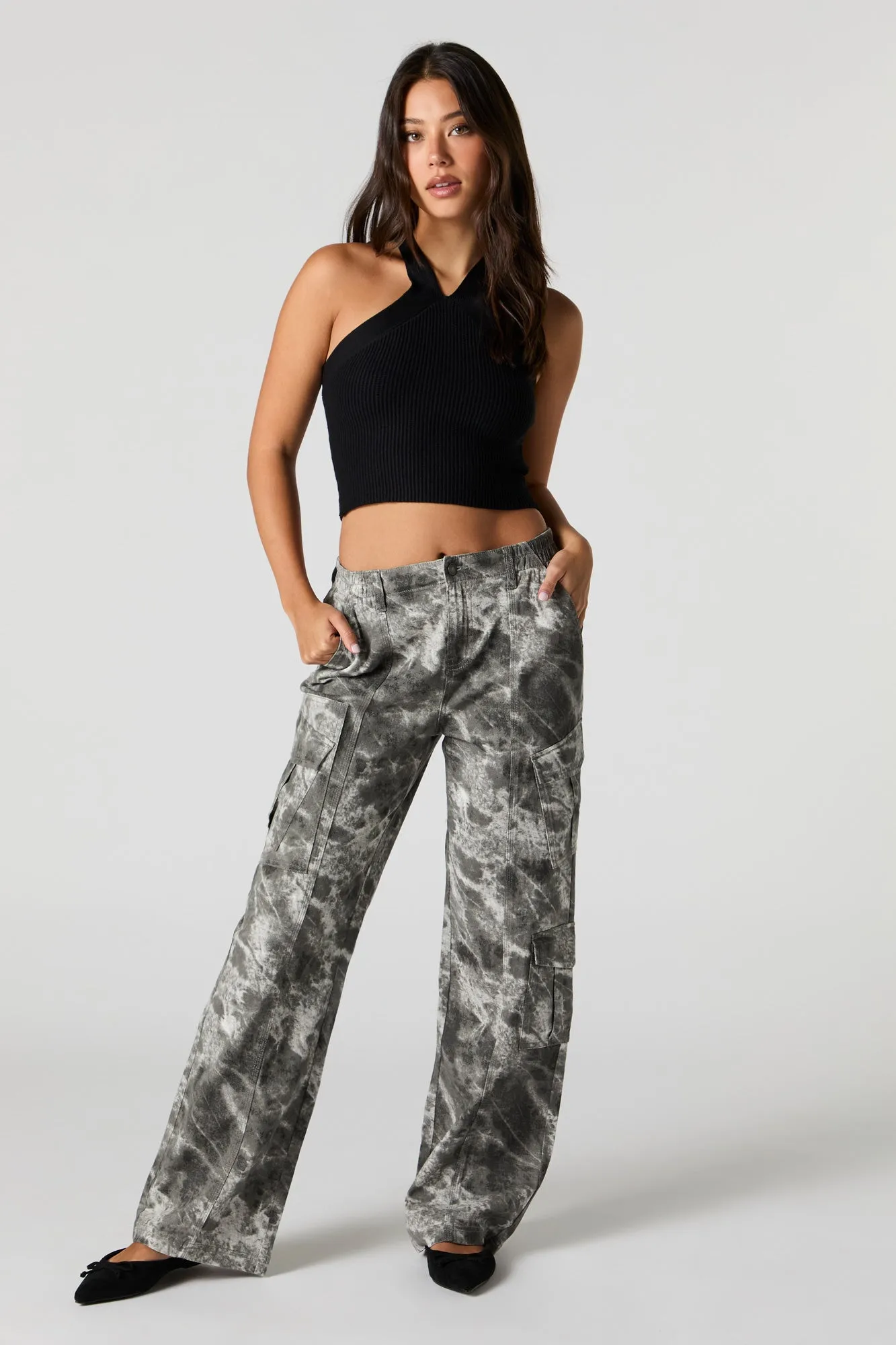 Pantalon cargo camouflage à jambe droite sold by Urban Planet product image thumbnail 5