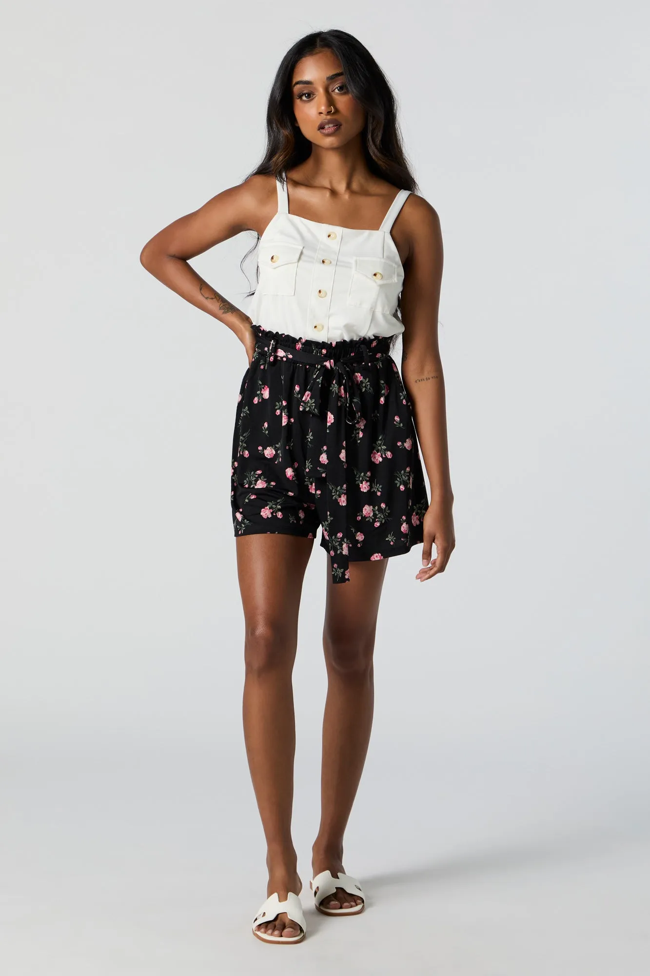 Combi-short boutonné fleuri noir à taille cintrée sold by Urban Planet product image thumbnail 3