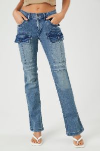 Jean cargo en denim à jambe évasée sold by Urban Planet