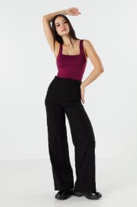 Maillot profilé à encolure carrée sold by Urban Planet