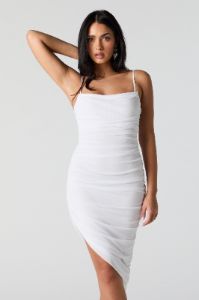Robe midi asymétrique en filet sold by Urban Planet