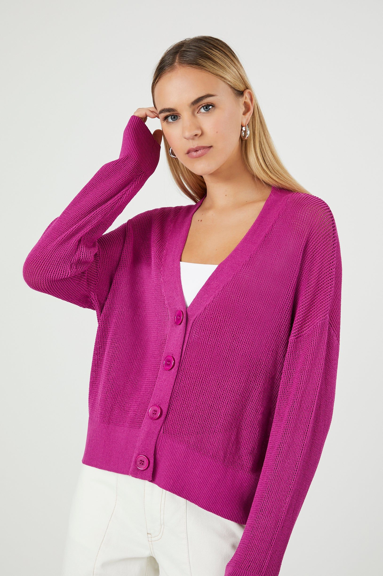 Cardigan boutonné à encolure en V sold by Urban Planet