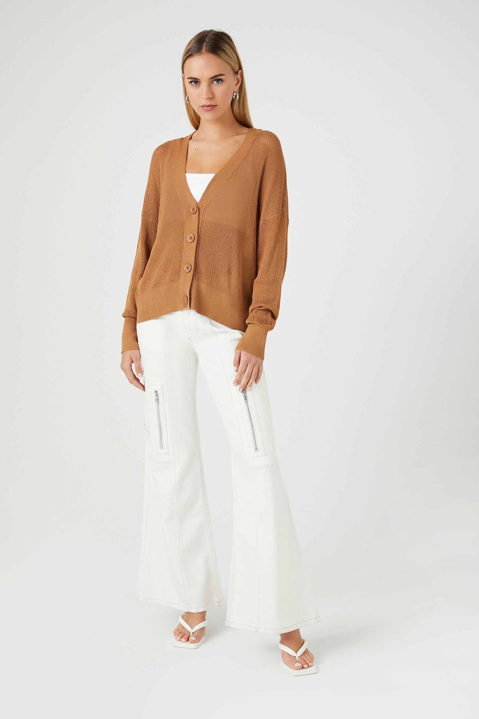 Cardigan boutonné à encolure en V sold by Urban Planet product image thumbnail 9